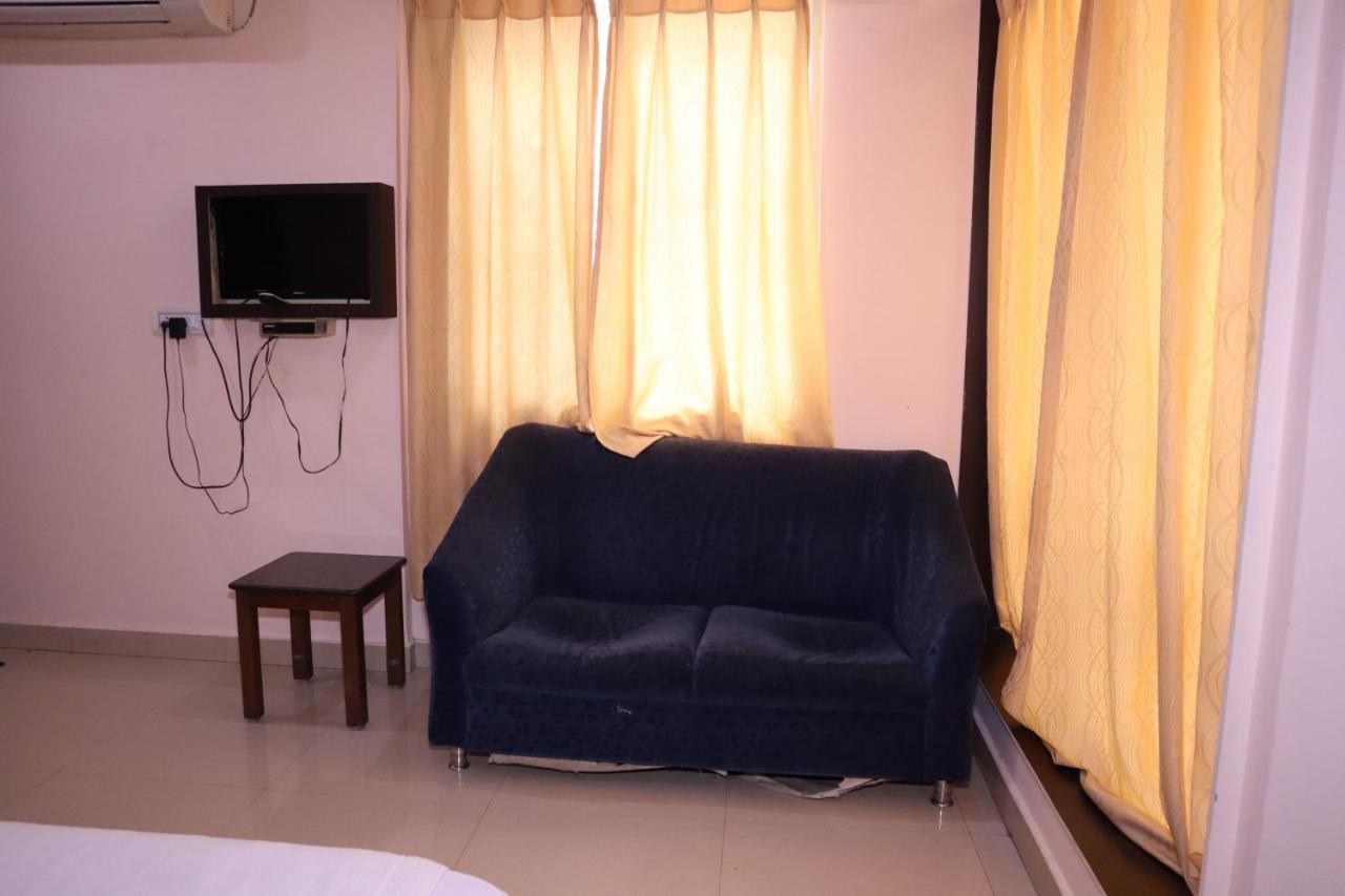 Smilestay Bns Lodge บังกาลอร์ ภายนอก รูปภาพ